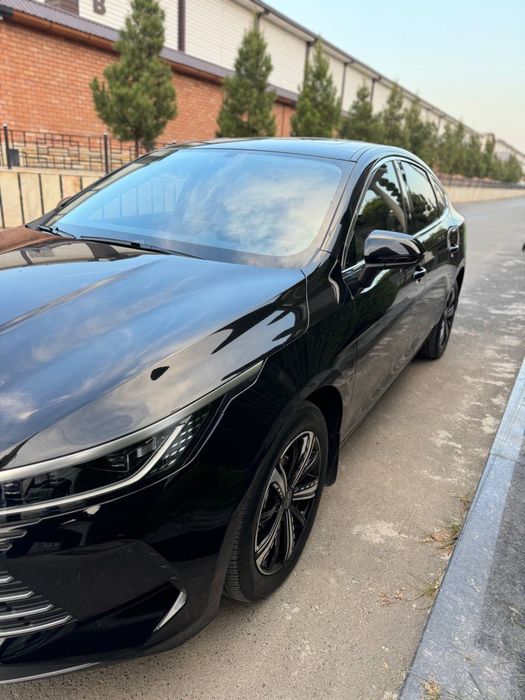 BYD Chazor Gibrid. 2023-yil.  40000 km yurgan.
