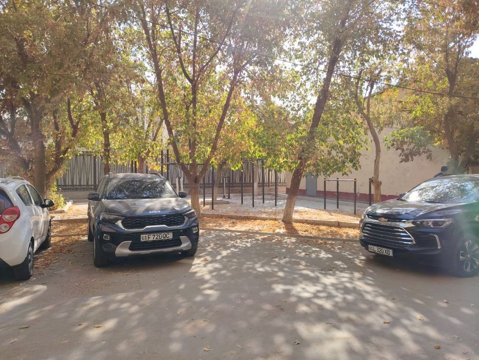 Продаётся 3+1 комнатная квартира на дубовой  рядом с Яшнабадским РОВД!