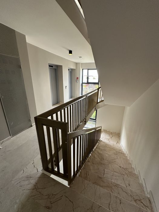 Proprietar | Vand ap | zona Iulius | parcare subterana inclusa |