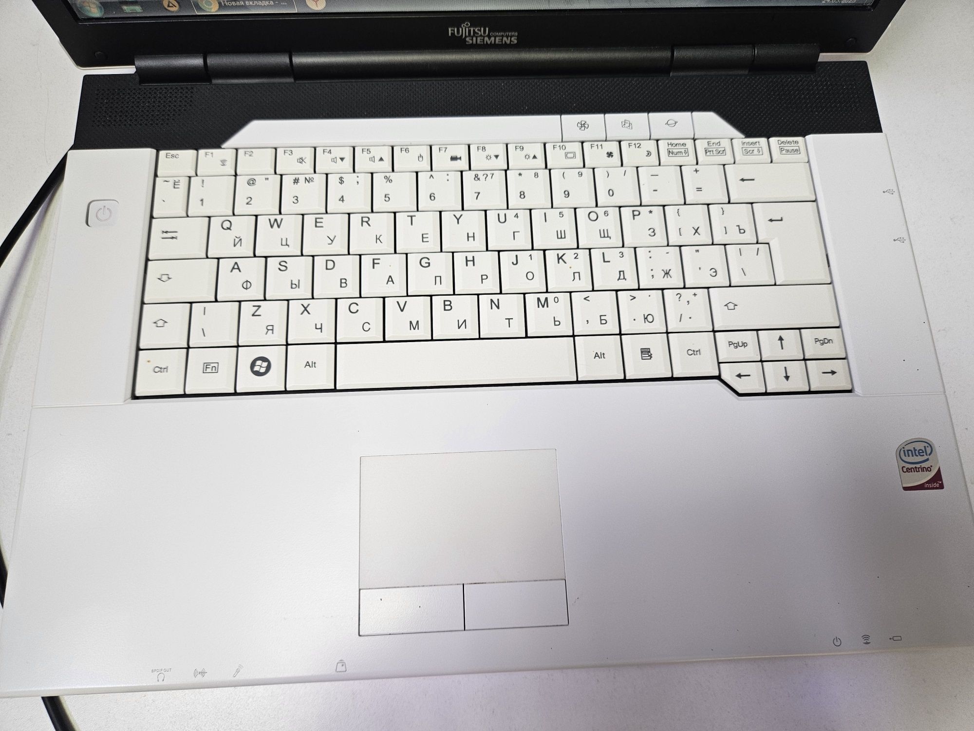 Fujitsu Siemens amilo