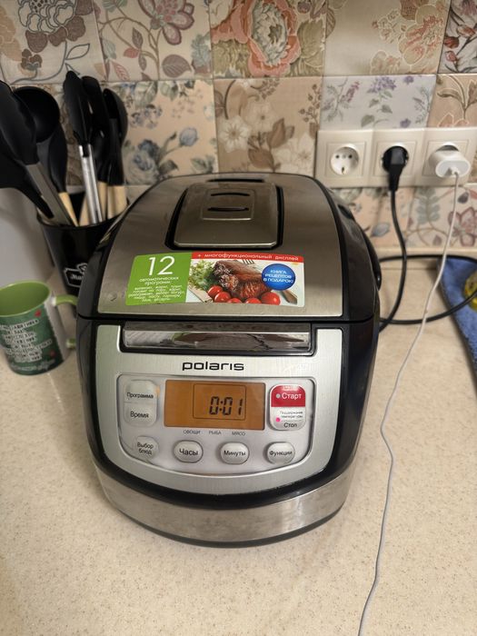 Мультиварка бу работает, все целое