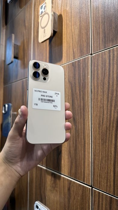 iphone 16 pro max 1TB  92% Naxt va Nasiya savdo