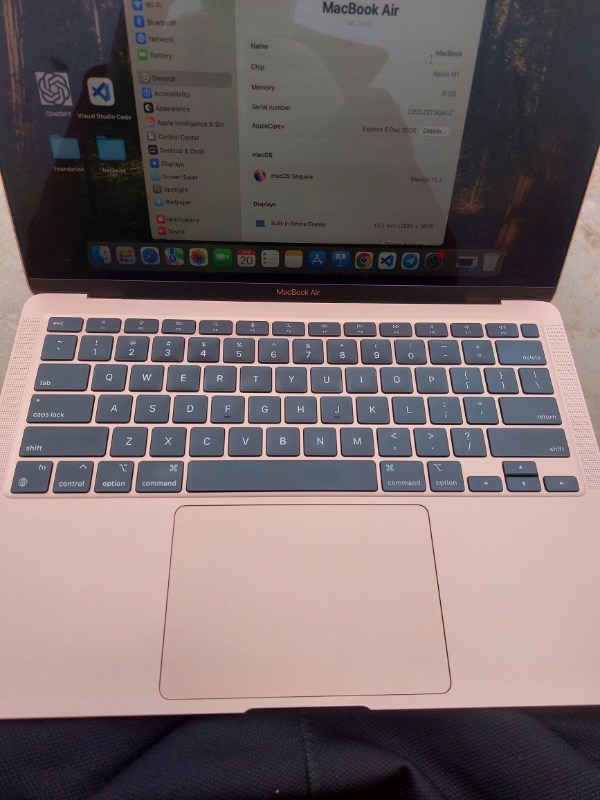 Macbook M1 gold rangli