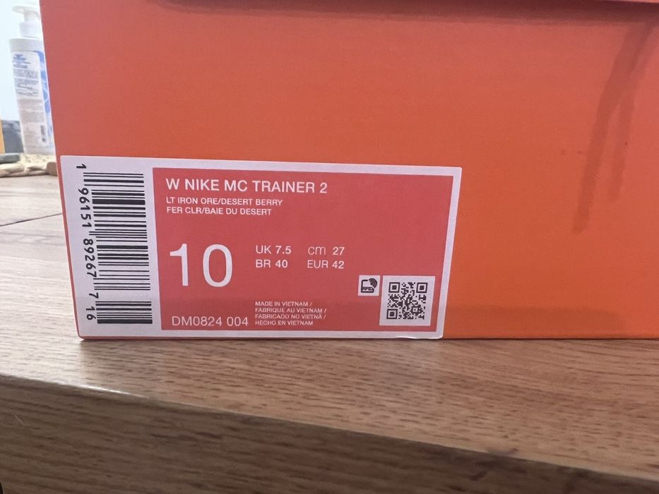 Женски маратонки Nike MC Trainer 2. Номер 42.