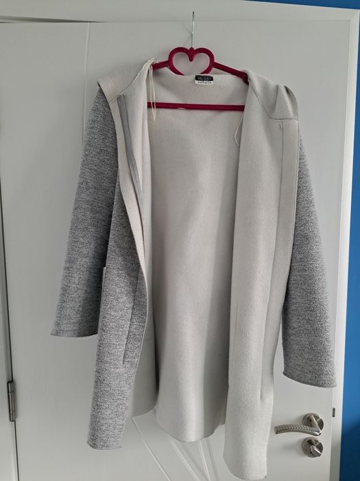 Дамска топка и мека жилетка