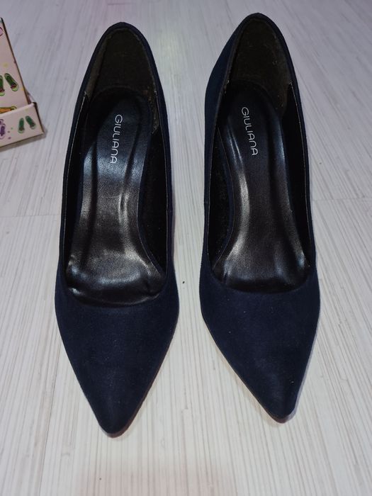 Vand pantofi bleomaren.