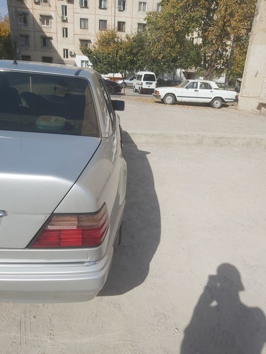 Srochna sotiladi Mercedes benz 124