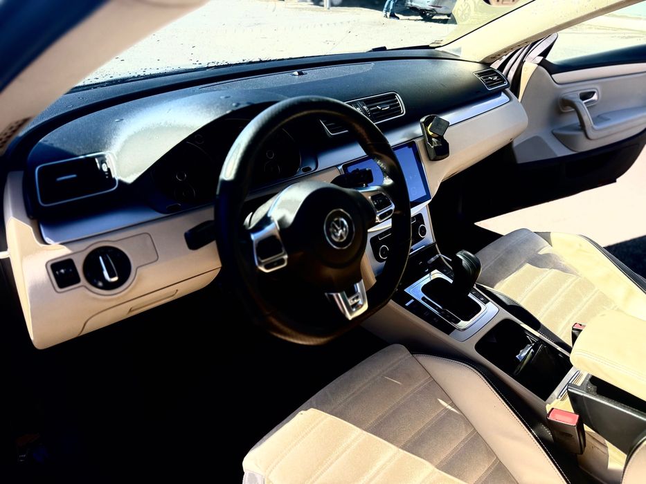 Vokswagen cc 2.0 TSI DSG 2012