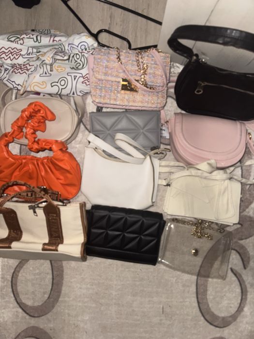 Чанти стилни и хубавииии