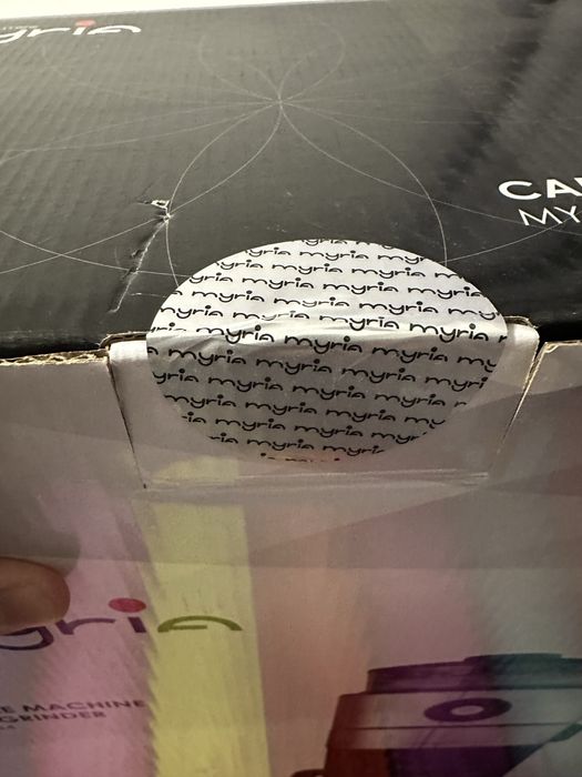 Cafetiera cu rasnita