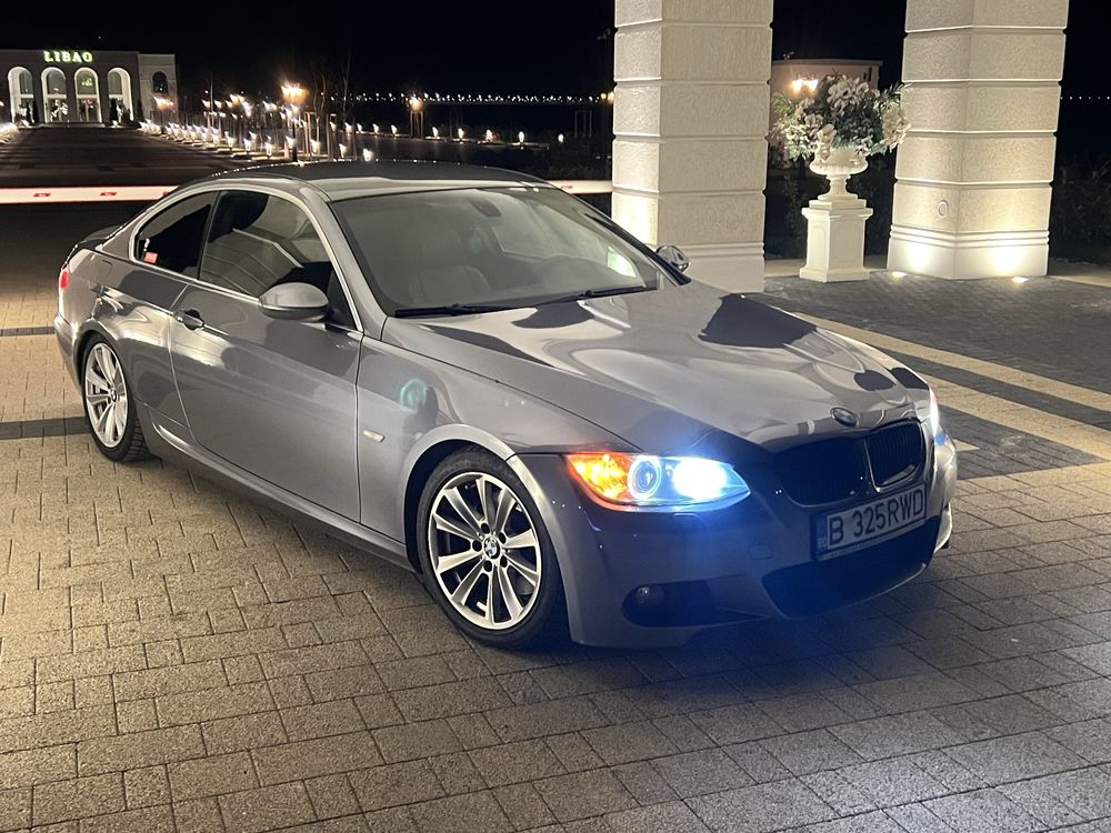 Vând BMW 325i e92