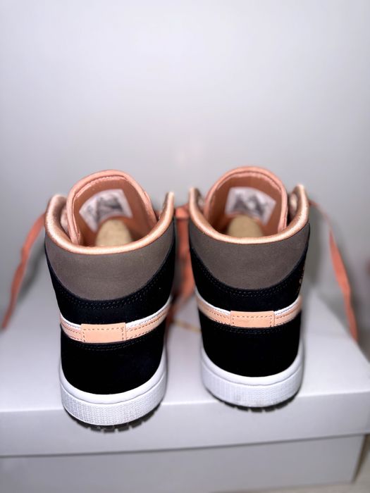 Nike Jordan 1 Mid Peach Mocha