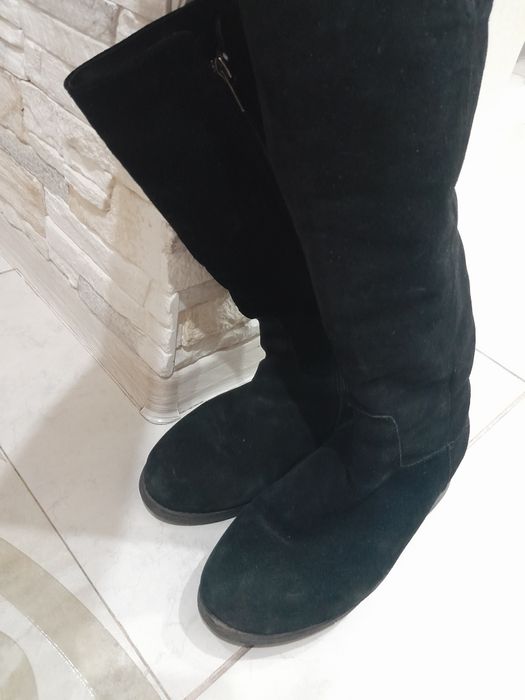 Продам Женские Зимние Сапожки