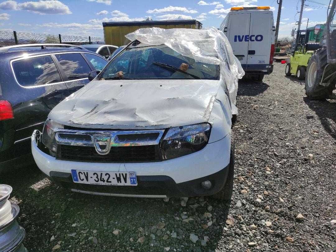 Dezmembrez Dacia Duster, An 2013