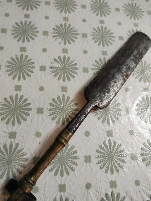 masat ascutit  vechi