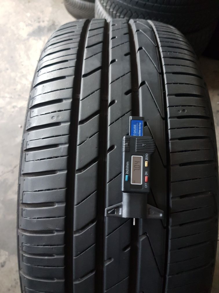 Hankook 235/50 R19 99V vară