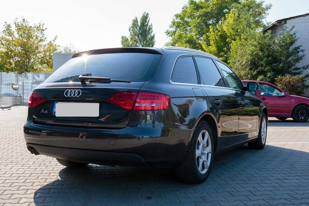Audi A4 Avant 2.0 TDI Quattro 170 CP