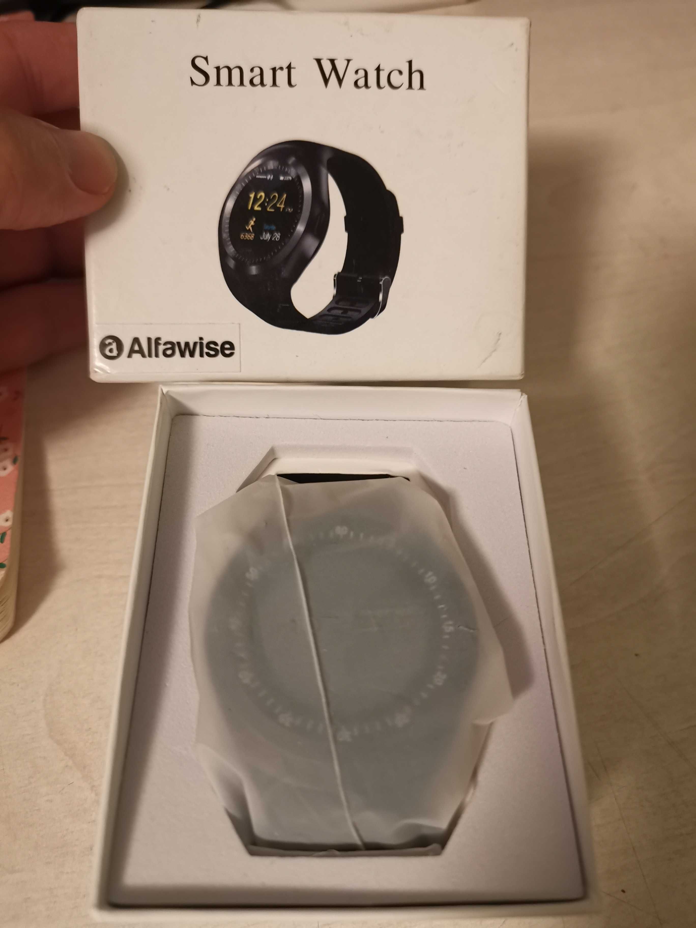 Чисто нов страхотен смарт часовник Alfawise Y1