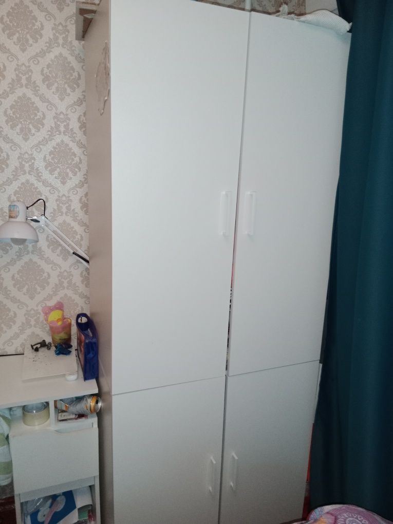 Продам 2 шкафа в отличном состоянии