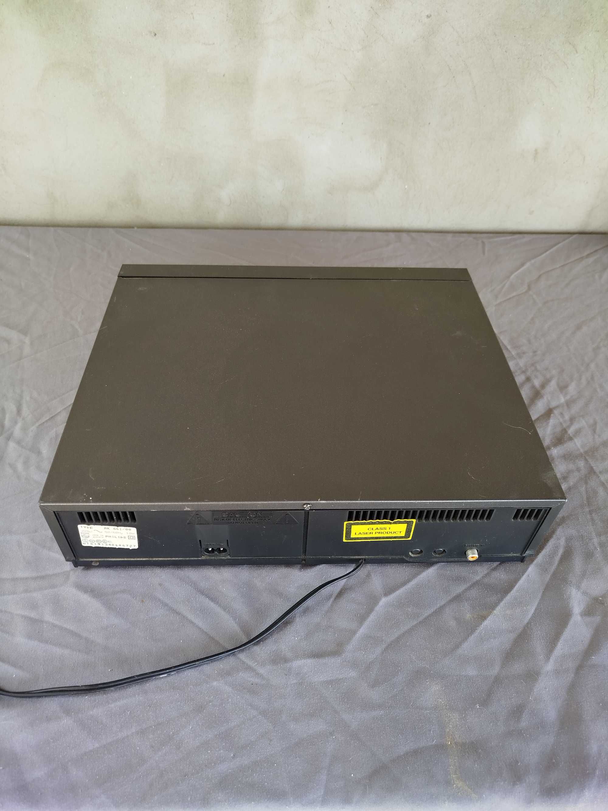 Cd player Philips model AK 601. Made in Austria! Defect!