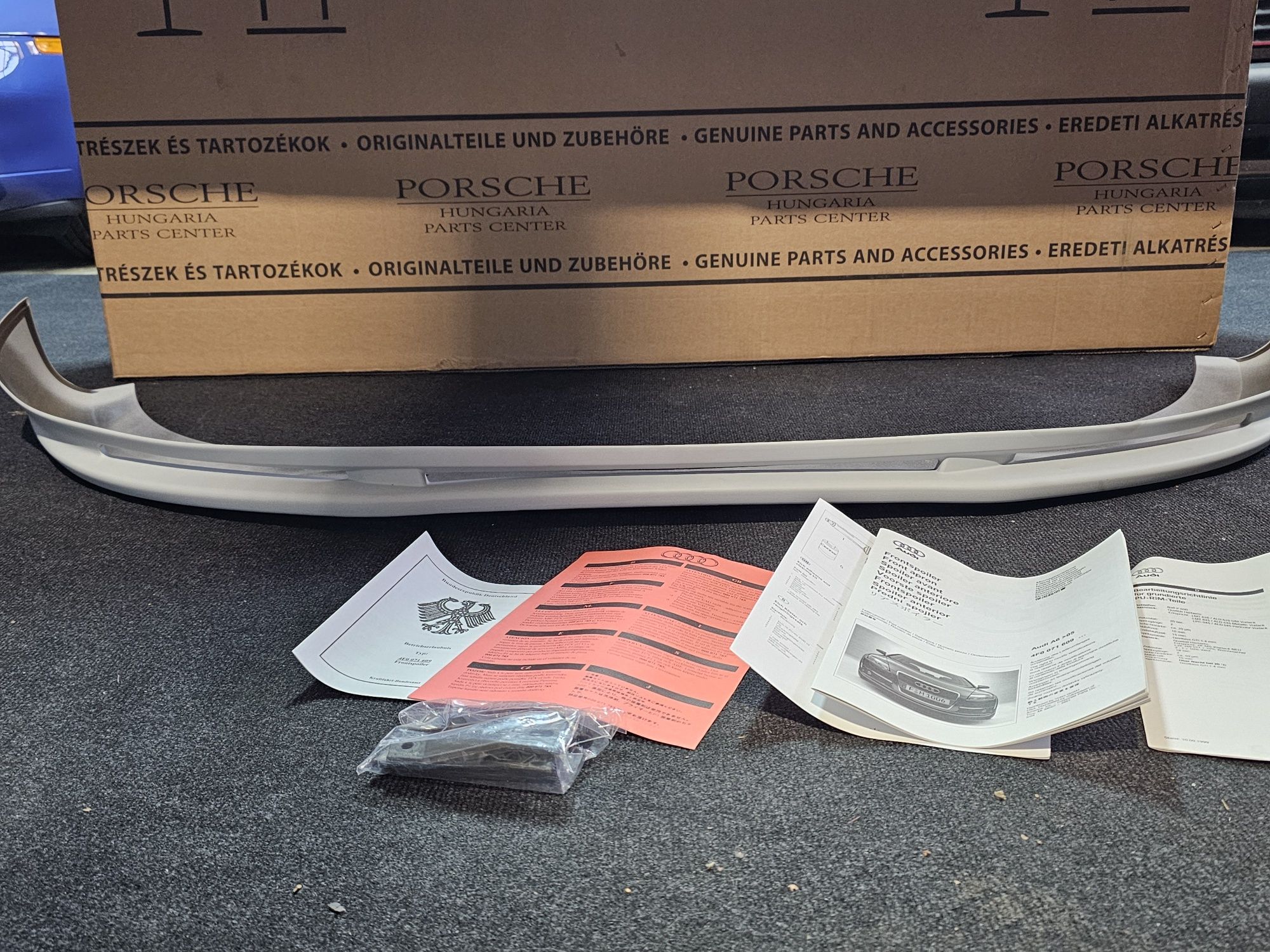 Spoiler bara fata Votex nou original Audi A6 C6 4F 2005 - 2011

Cod Oe