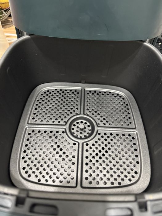 Airfryer Tefal noua