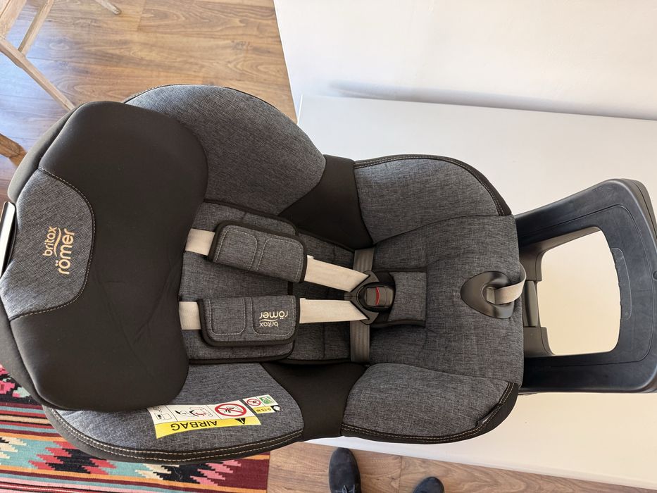 Scaun auto Britax Römer Dualfix M i-Size, 61–105 cm, ISOFIX