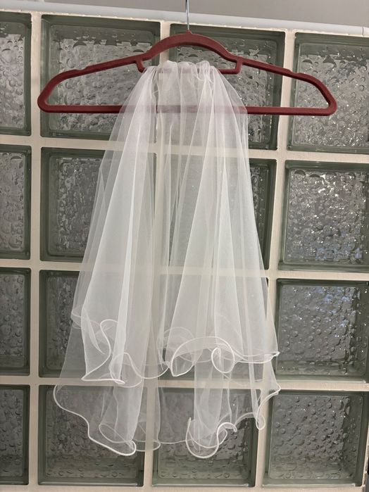 Se vand 3 buc - Voal de mireasa