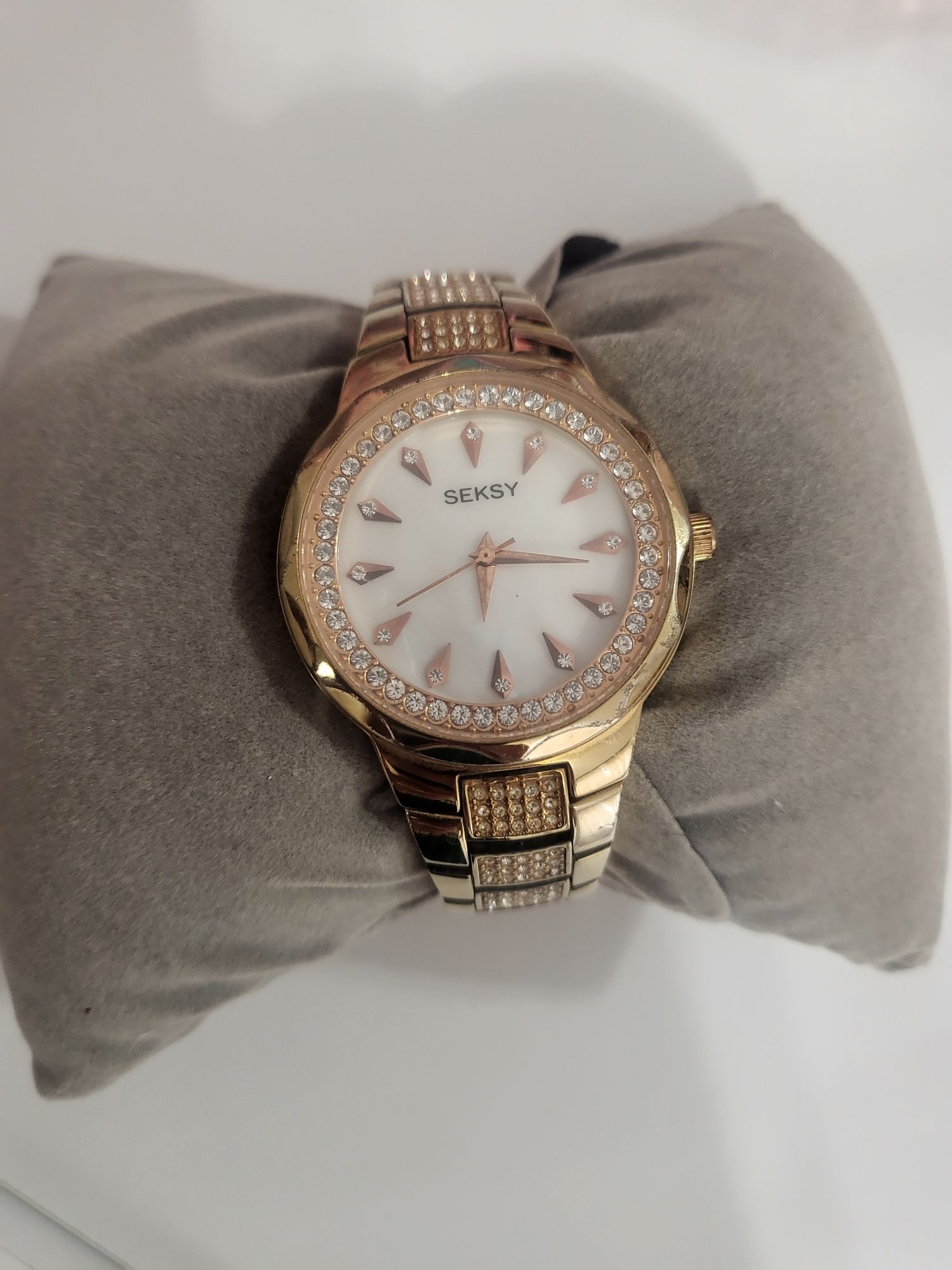 Часовник дамски Sekonda