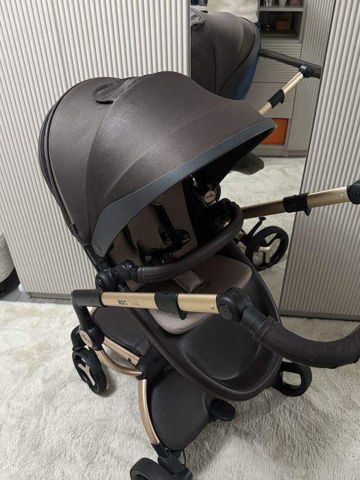 Cărucior Mima Xari Max 2 in 1