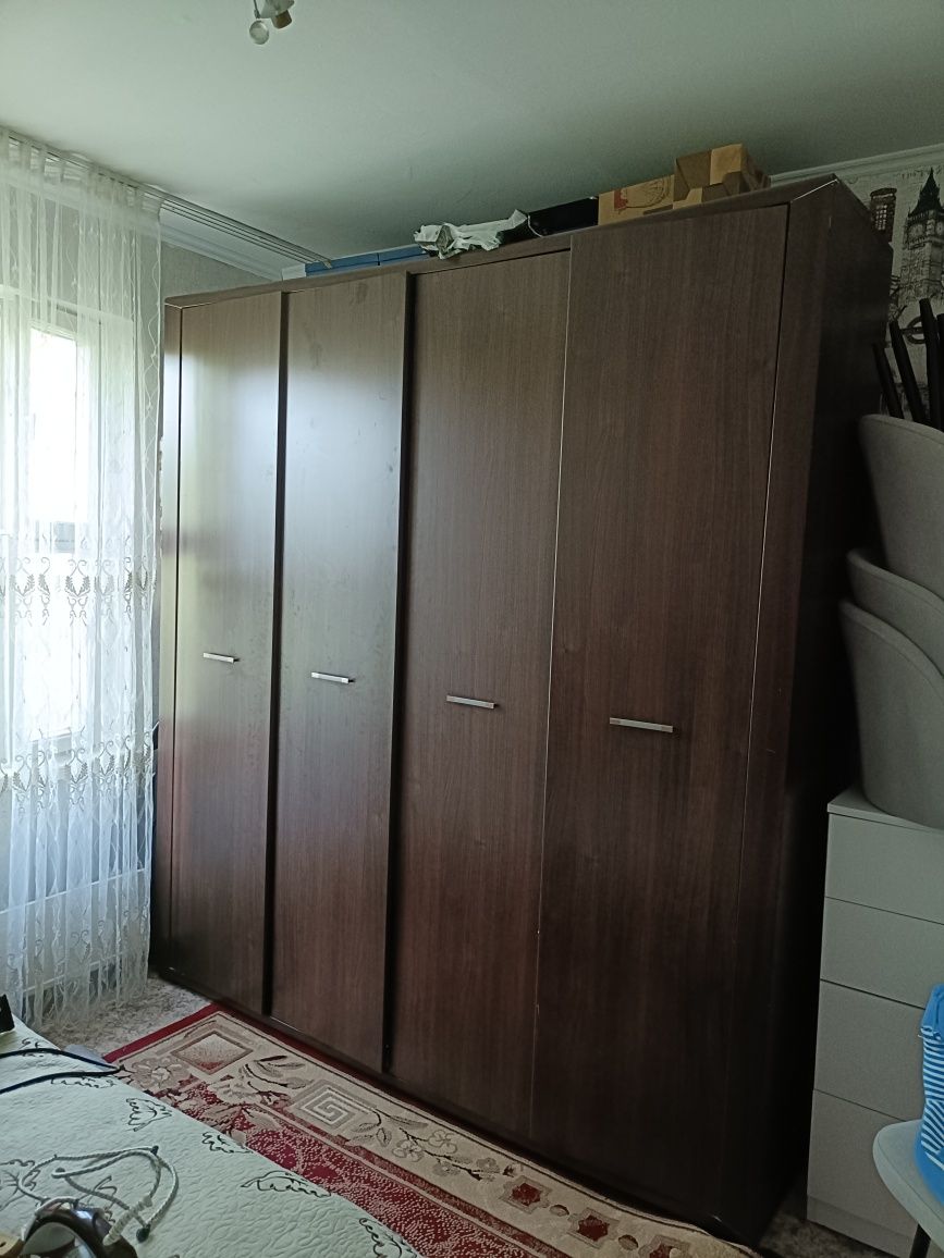Шкаф для хранение вещей