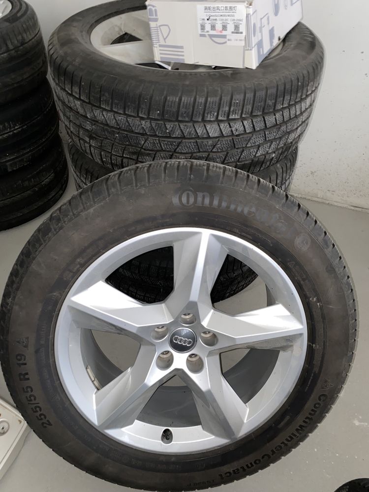 255/55 R19 Jante originale cu cauciucuri Iarna Continental noi!!