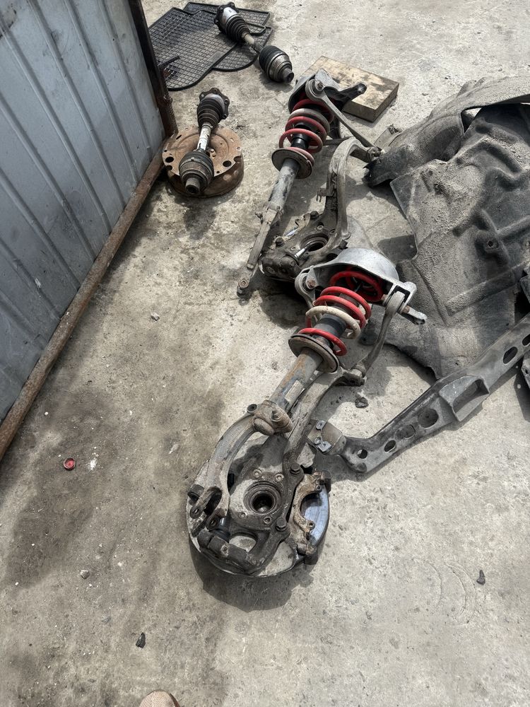 Vand piese audi a4 b8 2008 valan dreapta (Anglia)-toate piesele disp