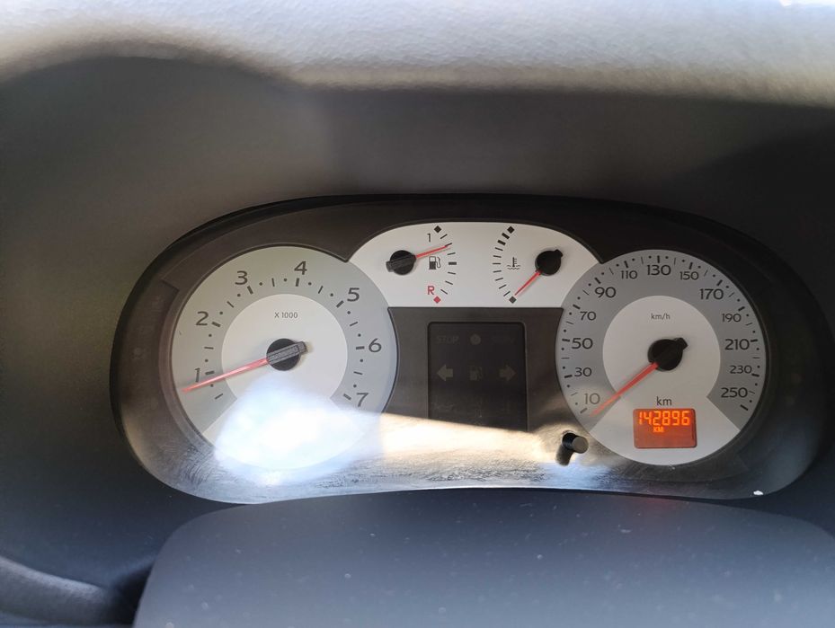 Renault Clio Symbol 2008 1,4i 16v 98 CP