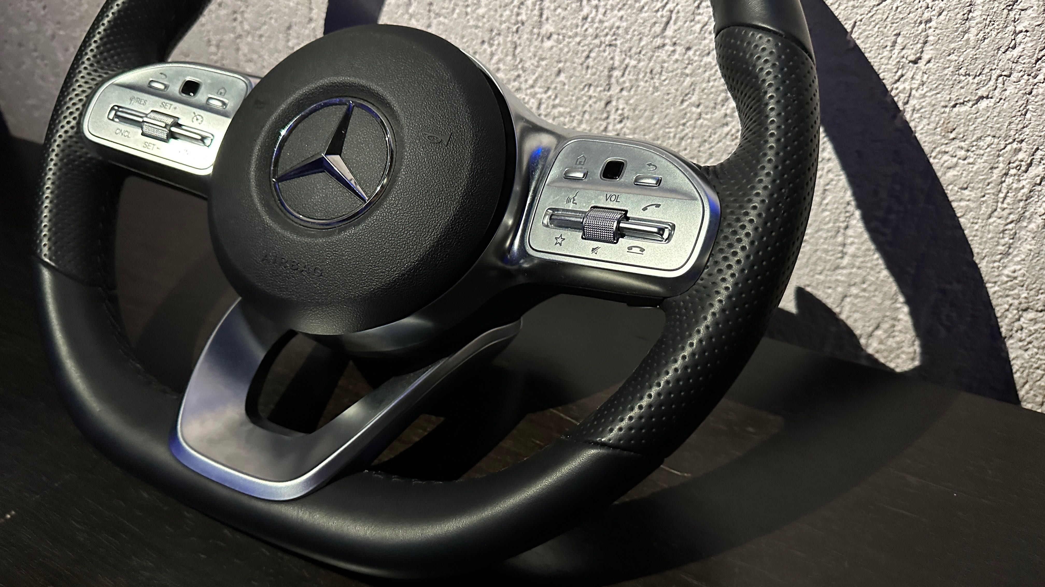 Волан за Mercedes-benz