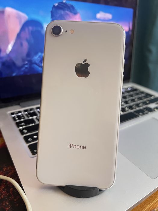 Iphone 8 оригинал