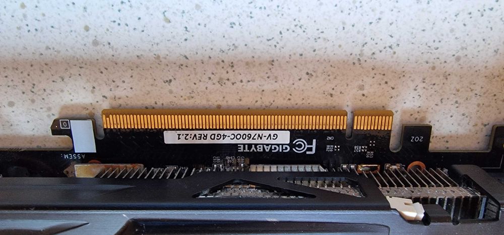 Placa video Gaming Gigabyte GTX 760 4Gb DDR5 256 bit