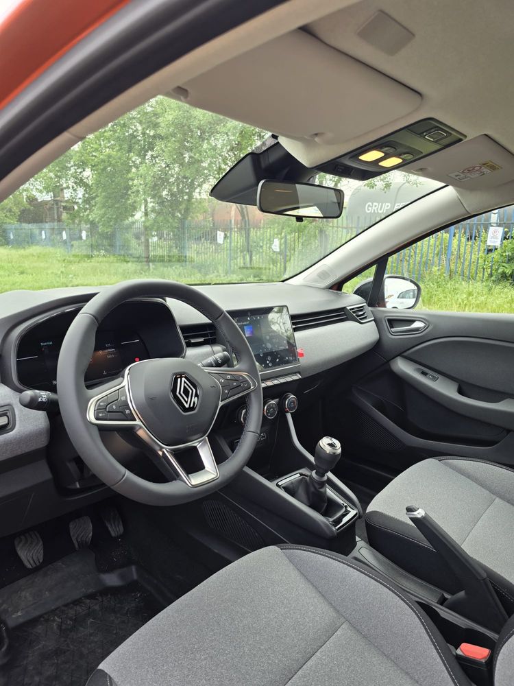 FARA Garantie Inchirieri Masini Iasi Renault Megane Rent A Car Volocar