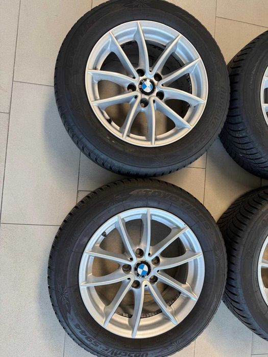 Set jante BMW originale + anvelope 2023 TOYO TIRES de iarna 225/60 R17