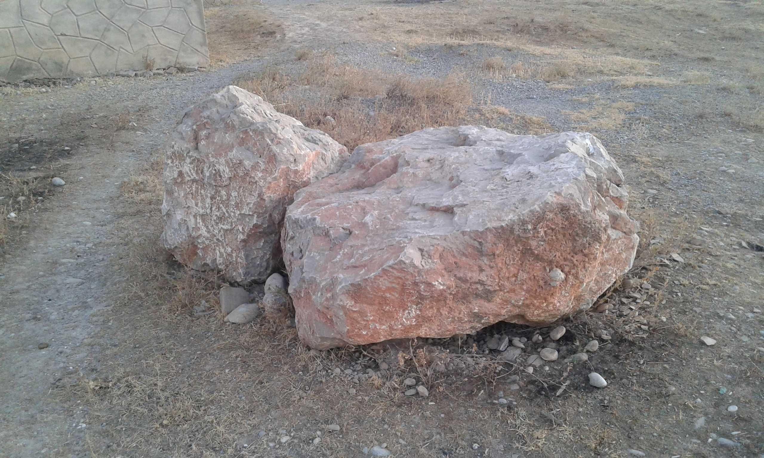Природные камни для памятника и ландшафта в Аксукенте
