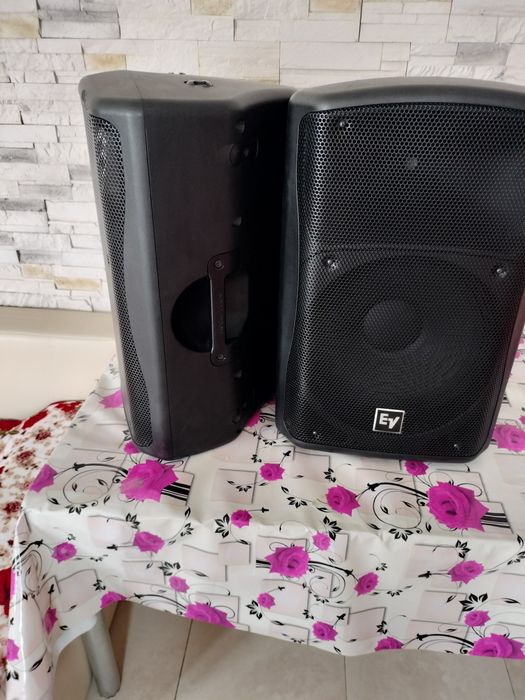 Vând boxe EV ZX5