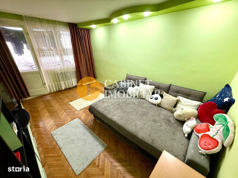 3 Camere Decomandat - Etaj 1 - Zona Podu Ros - Primaverii