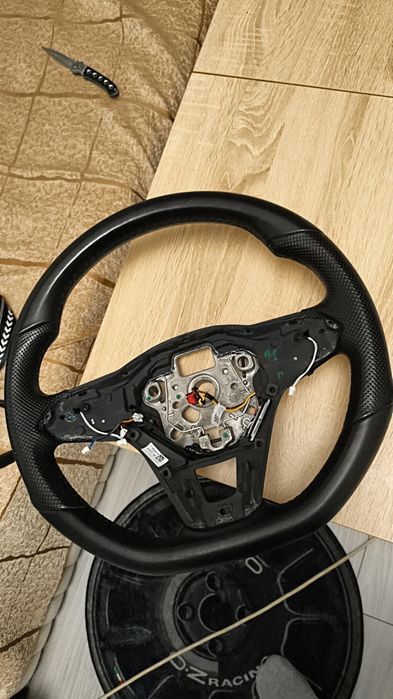 Volan Volkswagen piele perforata teșit golf 8/passat