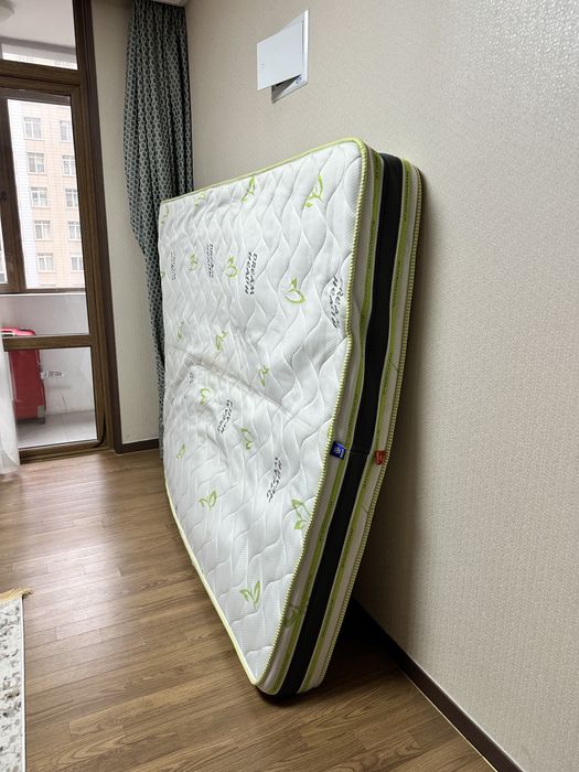 Отдам даром матрас б/у только самовывоз