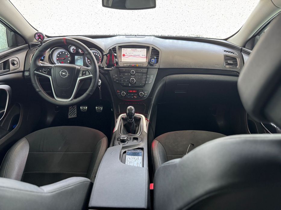Opel insignia 1.6 turbo benzina gpl