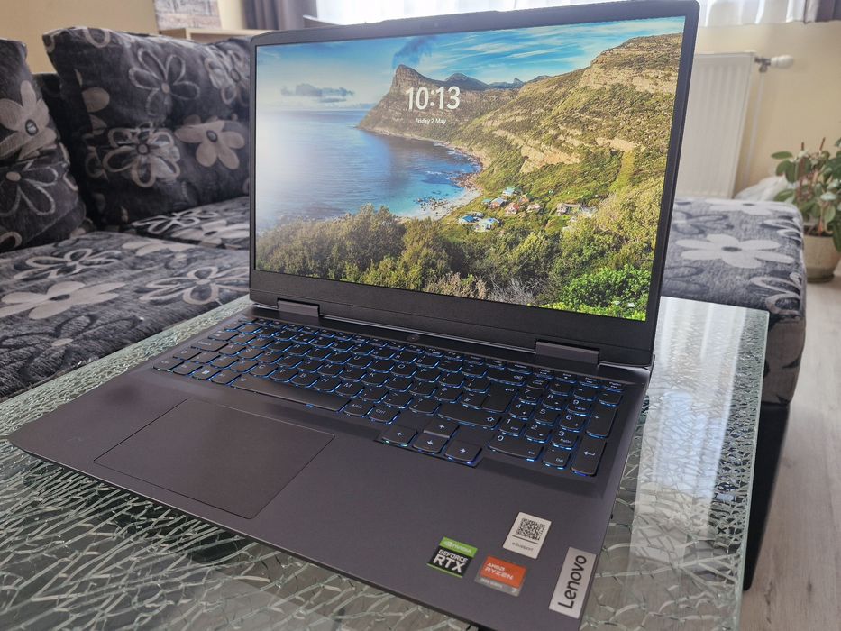 Лаптоп Lenovo LOQ
