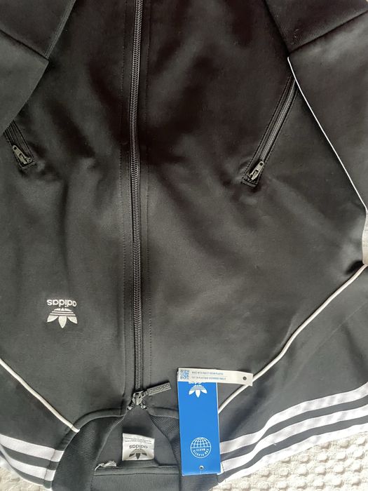 Адидас черно Горнище ново