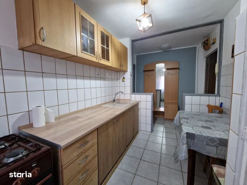Apartament 2 camere-Girocului-etaj intermediar+centrala proprie