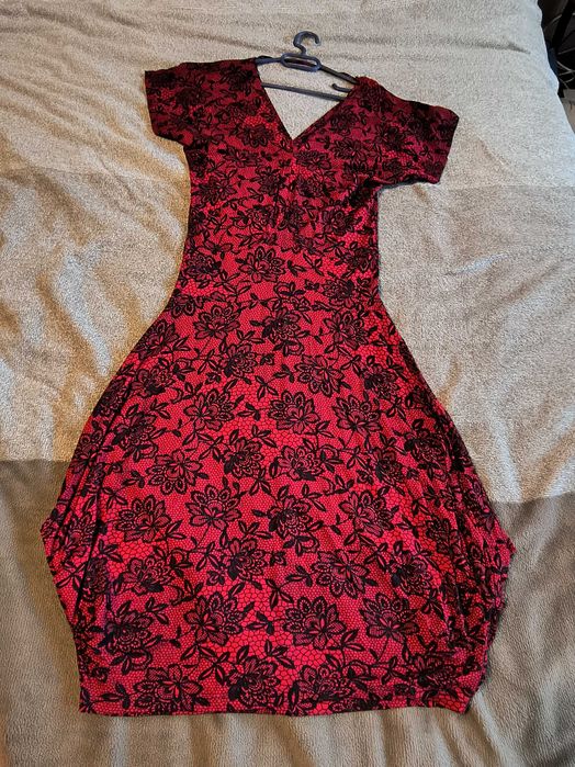 Три Нови Маркови дамски рокли с етикет