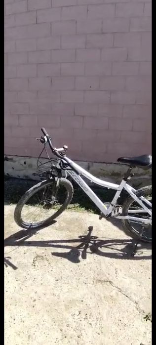 Продаётся велик Г. Уральск 20к